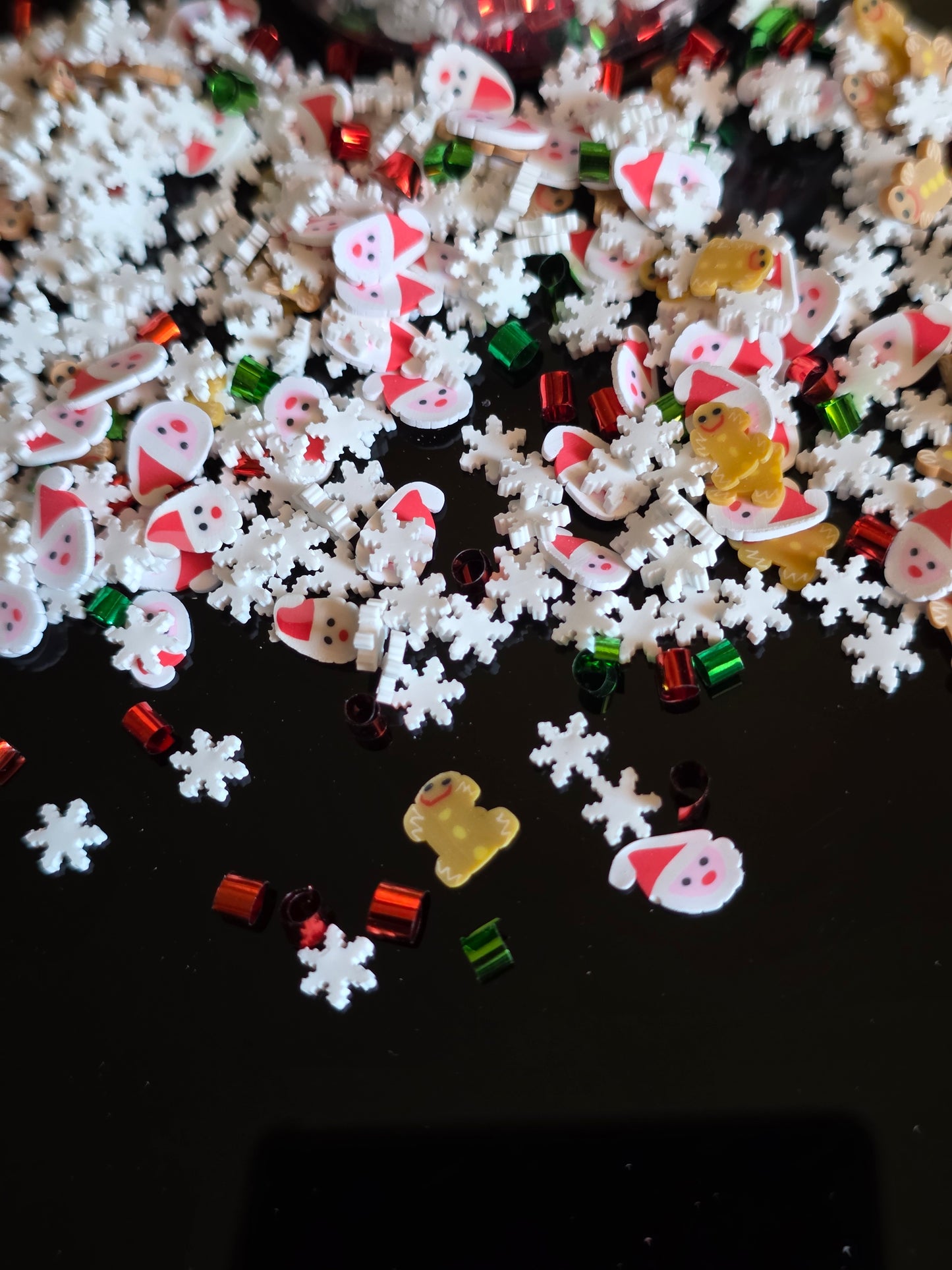 Santa & Gingerbread (with snowflakes)