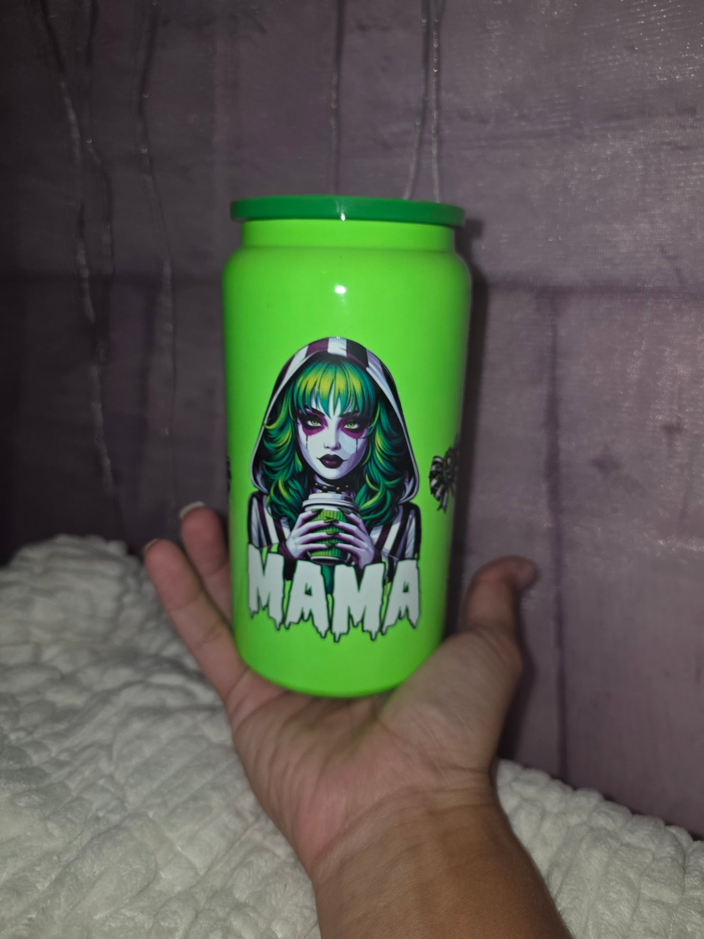 16oz BeetleJuice Mama